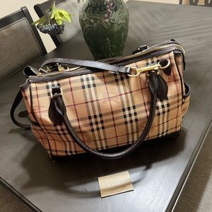 Burberry baby bag